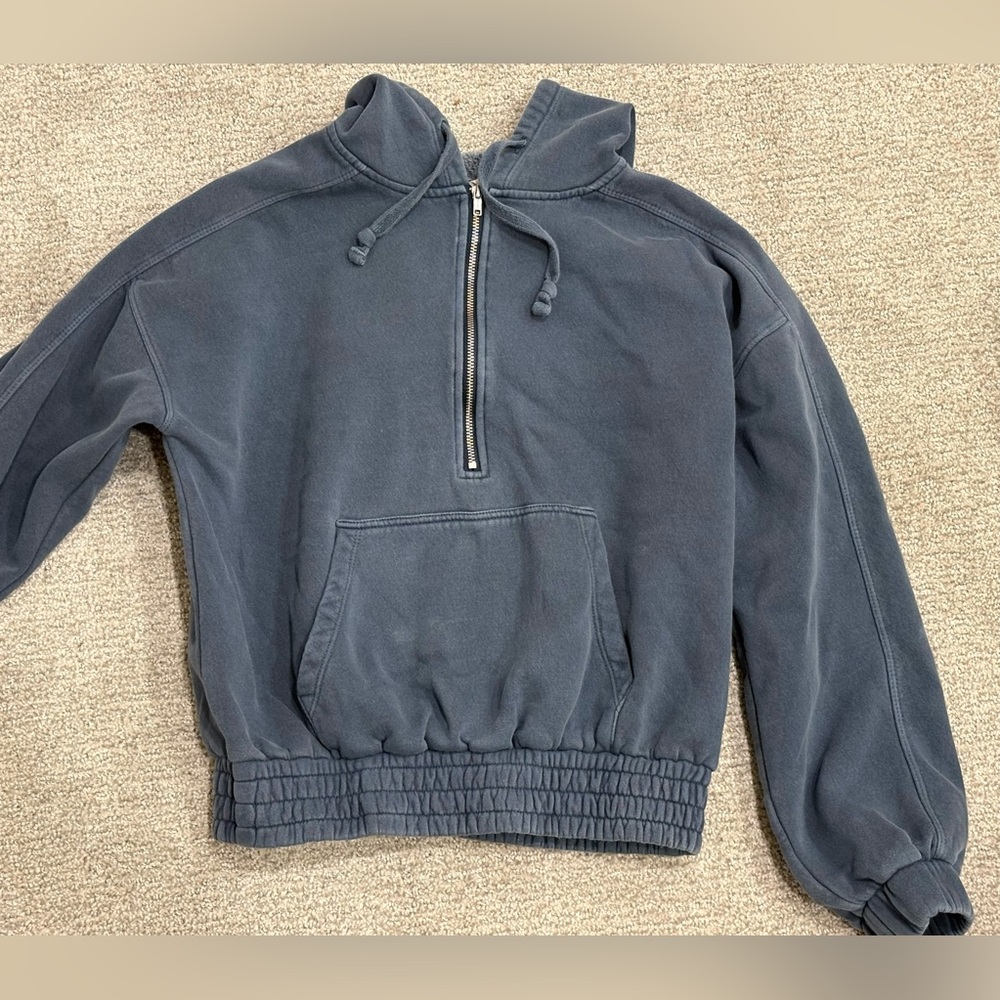 FP Movement cropped half-zip hooded sweatshirt 🩵